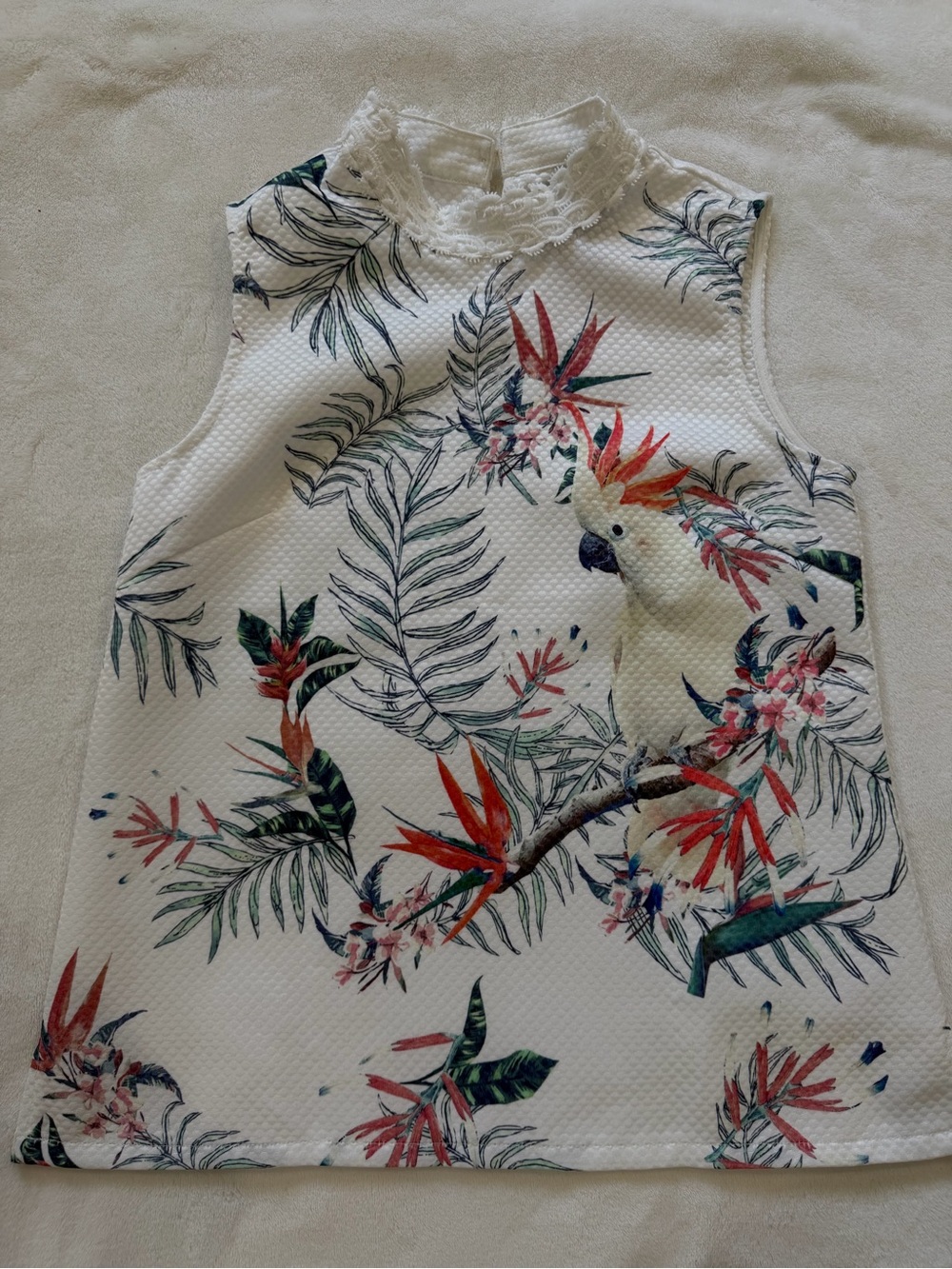White Tropical Parrot Print Lace Neck Tank